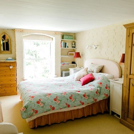 Cosy Cottage Ground Floor Bedroom Ensuite With Private Entrance Τσίτσεστερ Εξωτερικό φωτογραφία