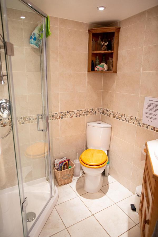 Cosy Cottage Ground Floor Bedroom Ensuite With Private Entrance Τσίτσεστερ Εξωτερικό φωτογραφία